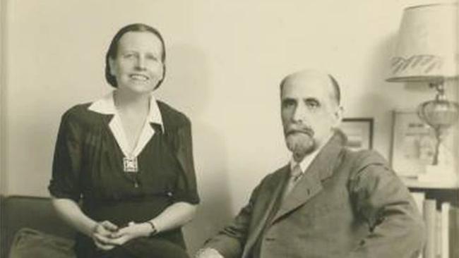 inset image of zenobia campuri and juan ramon jimenez